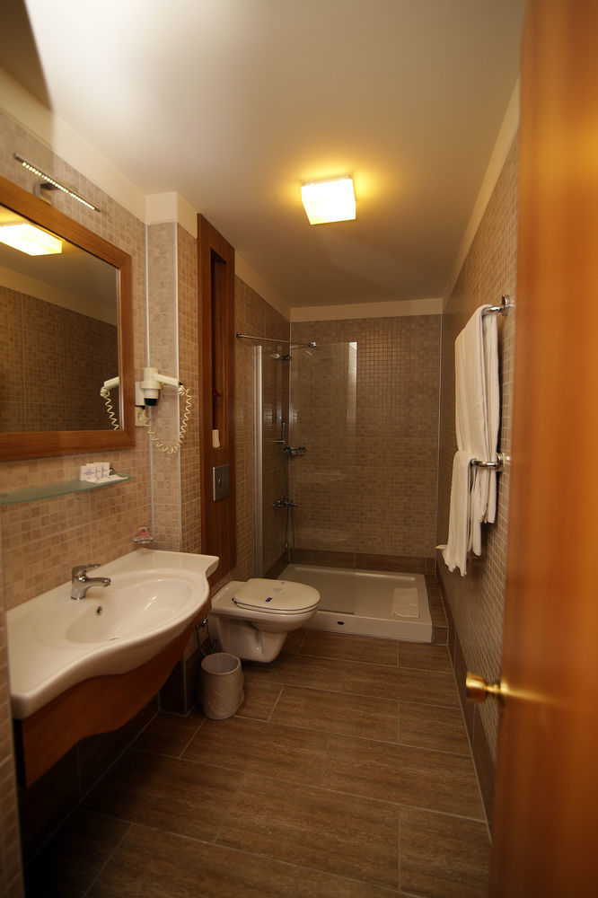 Grand Cavusoglu Hotel Цаели Экстерьер фото